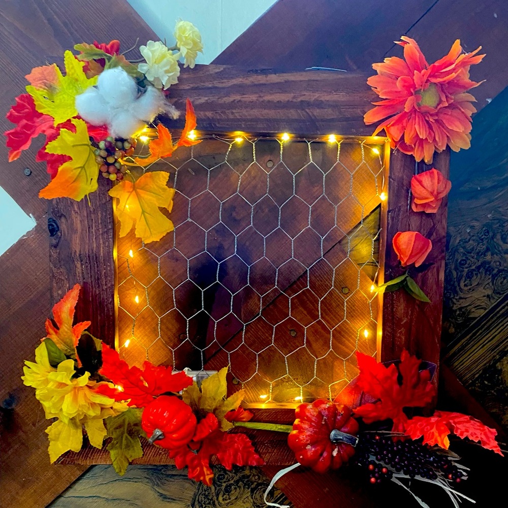 Home decor, wall hangings, fall decor, light up decor